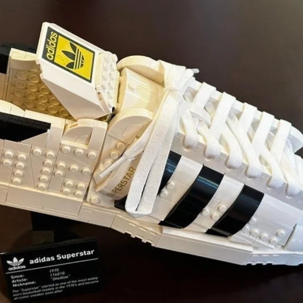 LEGO Icons adidas Originals Superstar 10282 Building Kit Prebuilt